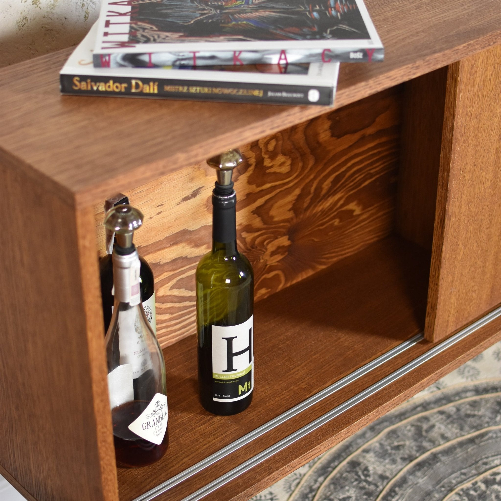 Komoda CLASSY BROWN SLIDE - Pastform Furniture