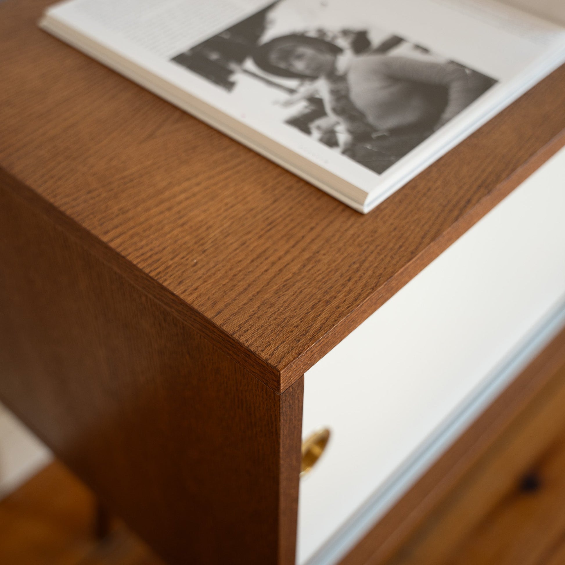 Komoda COLR - Pastform Furniture