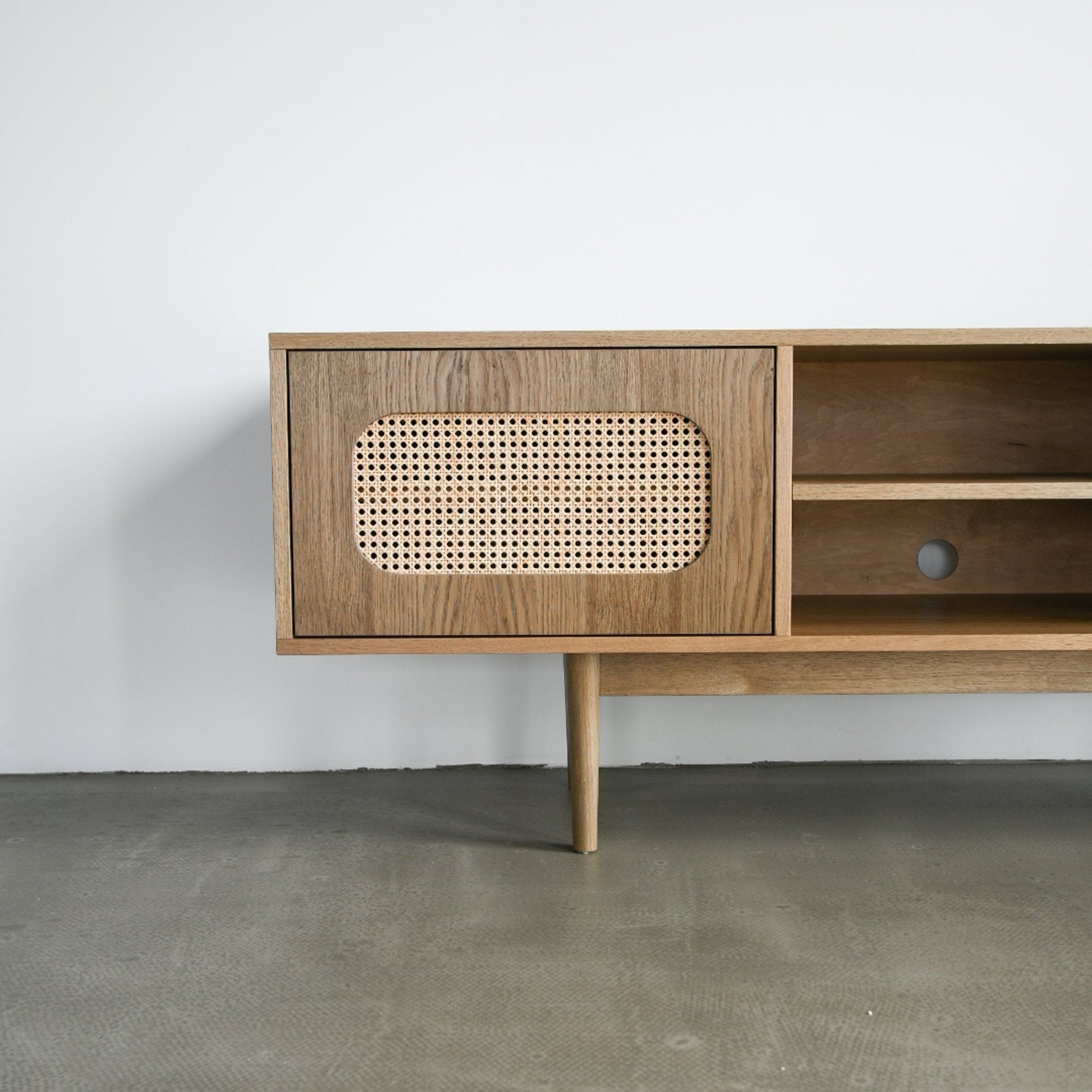 Komoda JUPIA - Pastform Furniture