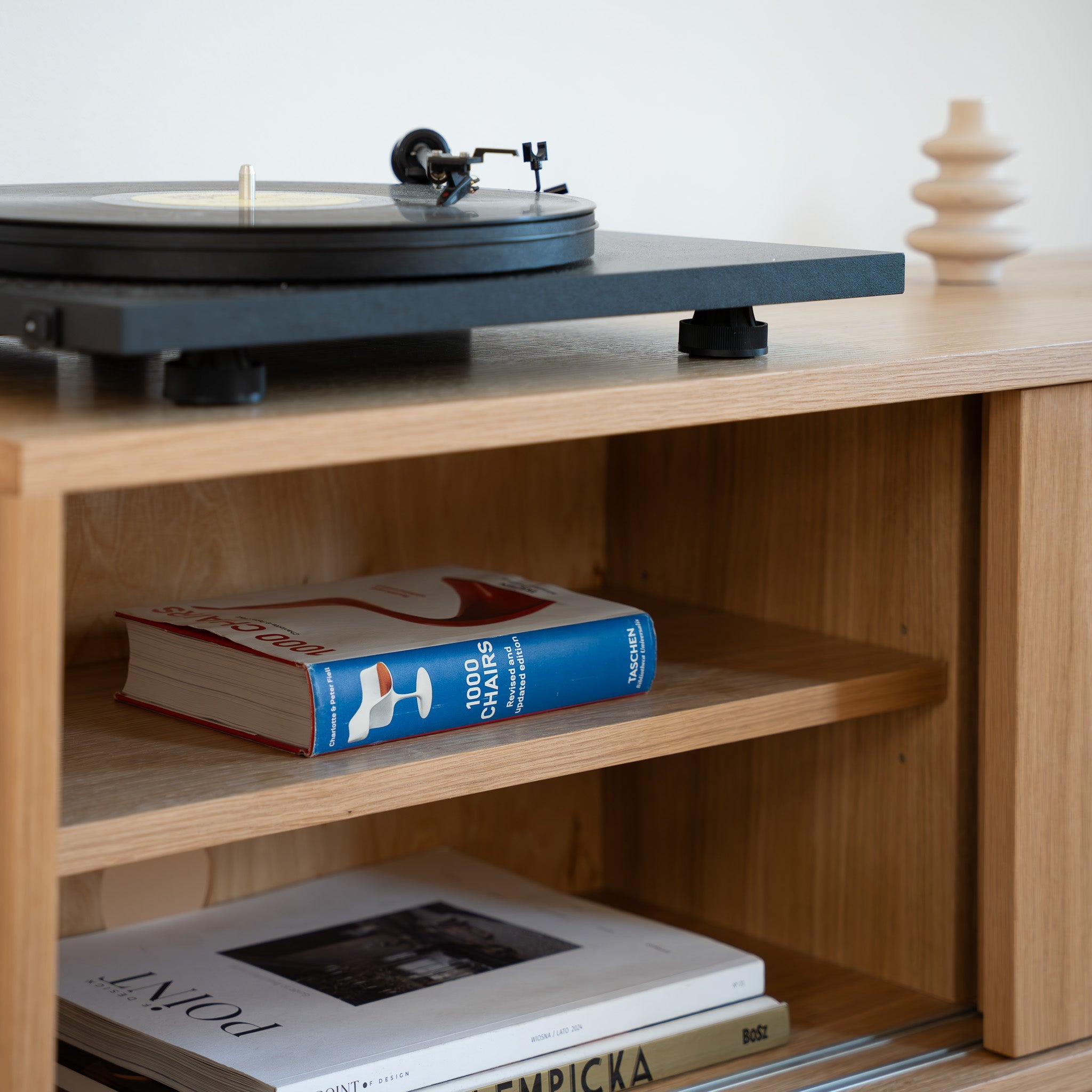 MINI SLIDE Cabinet - Pastform Furniture - mini komoda - zbliżenie na półki w środku